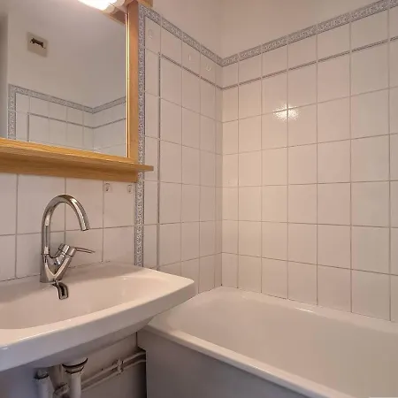 2 Pieces, 5 Pers, Proche Pistes, Commerces Et Telesiege, Parking Gratuit - Fr-1-525-267 Apartment Le Devoluy